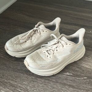 HOKA Women’s Clifton 9